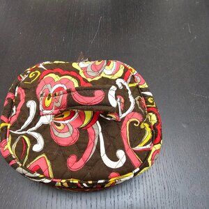 Vera Bradley Travel Round Cosmetic Case! Great condition! Puccini Pattern!